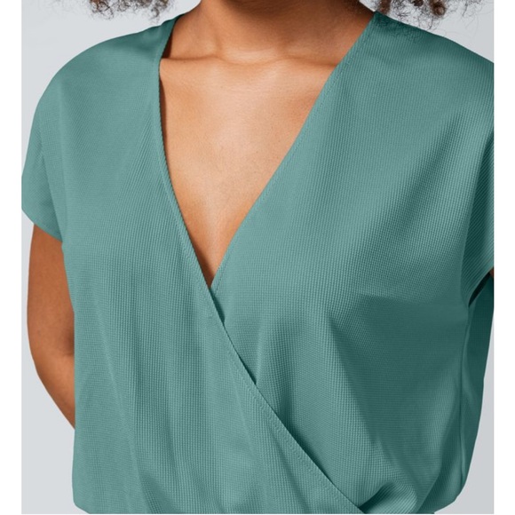 NWT Halara jumpsuit - Picture 4 of 10